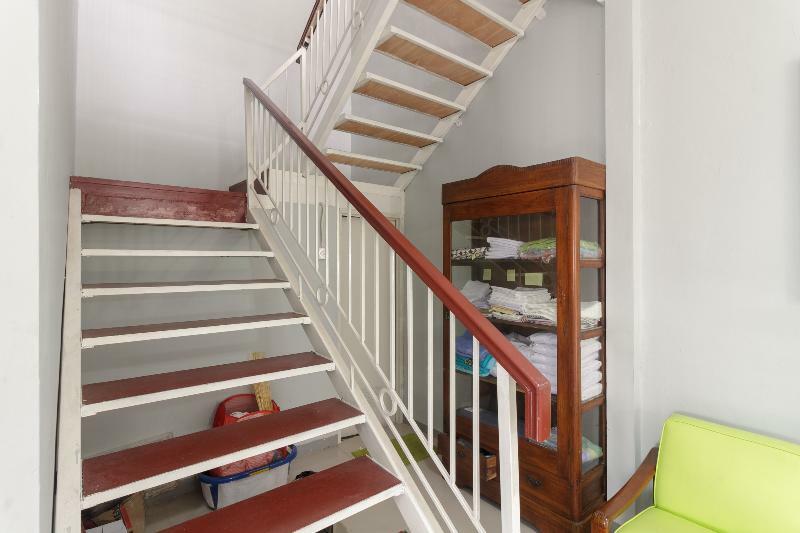 Oyo 1555 Unik Guesthouse Syariah Jakarta Exteriör bild